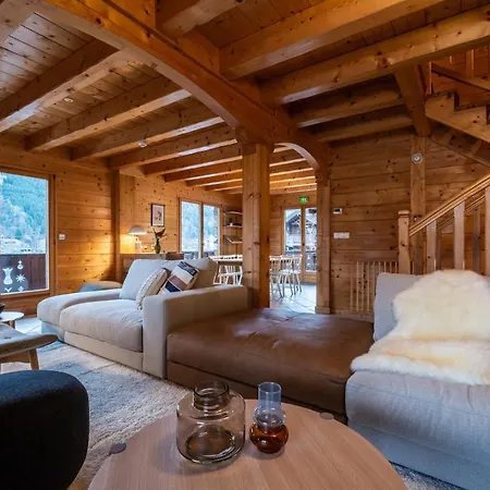 Chalet Doux Abri - By Emerald