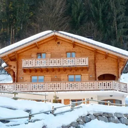 Doux Abri - By Emerald Chalet